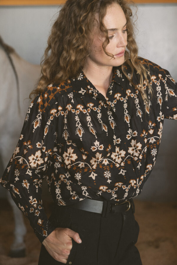 Mirabelle Blouse | La Vie - Image 2