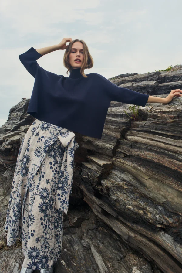 Claudie Popover | Navy - Image 4