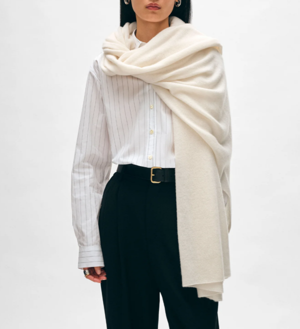 Cashmere Travel Wrap | Soft White - Image 2