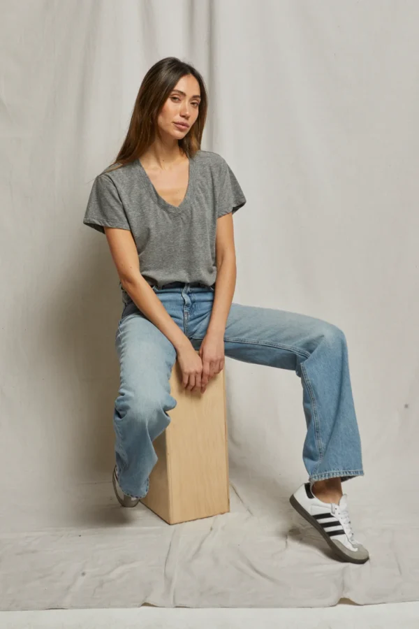 Hendrix V Neck Tee | Heather Gray - Image 2