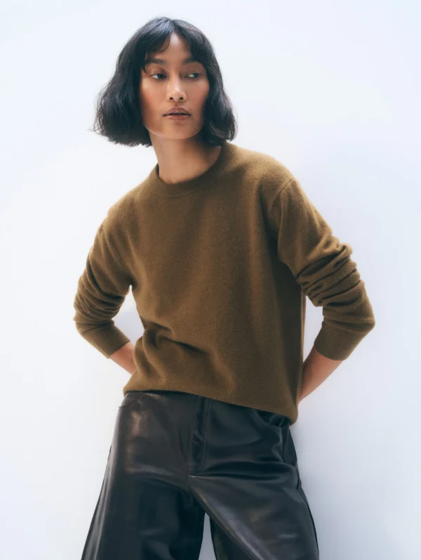 Cashmere Crewneck | Golden Brown - Image 2